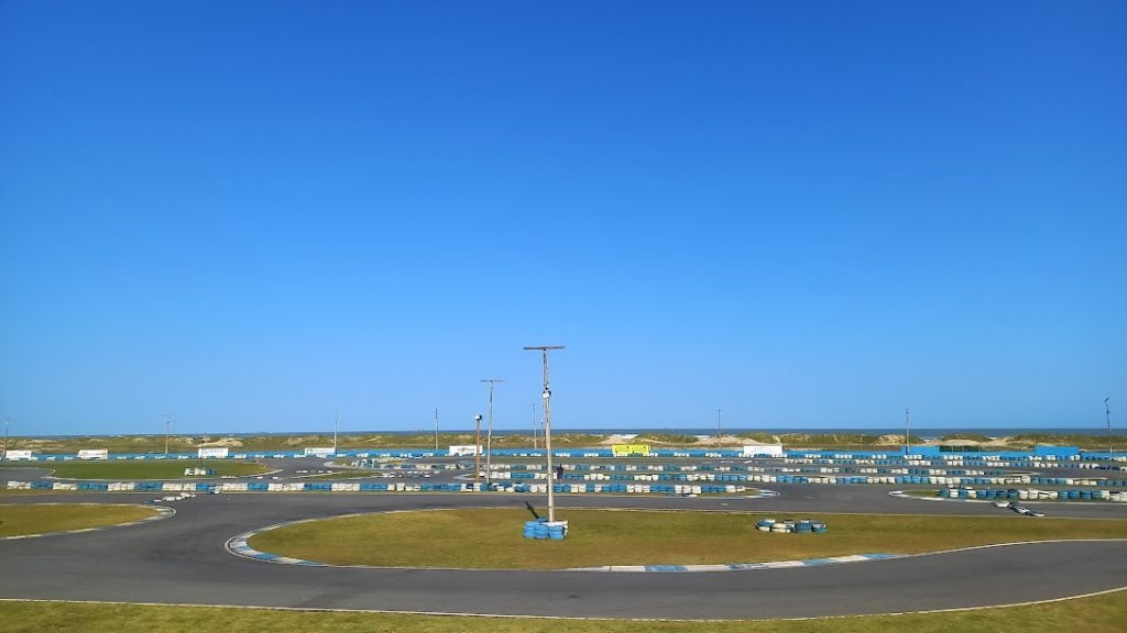 Foto do kartódromo emerson fittipaldi.